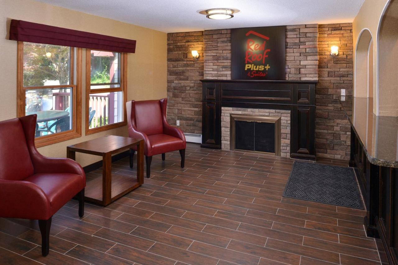 Red Roof Inn Plus+ & Suites Guilford Exterior foto